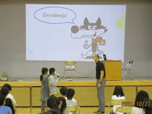 留学生による講演会の写真